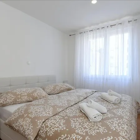 Apartment Roko